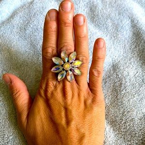 Tarina Tarantino flower ring